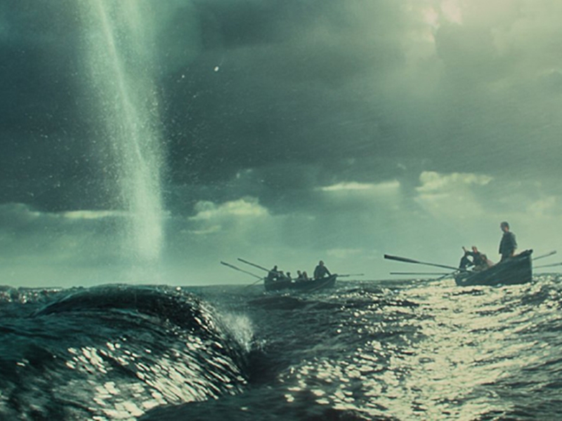 "In the Heart of the Sea" سفينة تحتجزها الحيتان